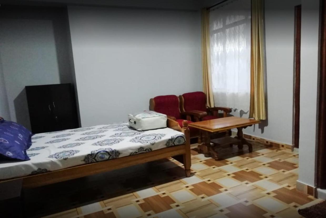 Breiancy Holiday Inn Cherrapunji Extérieur photo