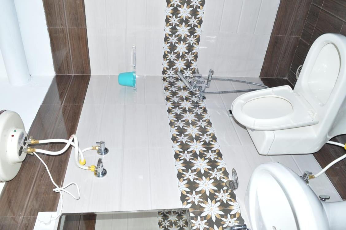 Breiancy Holiday Inn Cherrapunji Extérieur photo